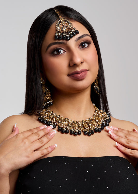 Arsheen Necklace Set with Teeka